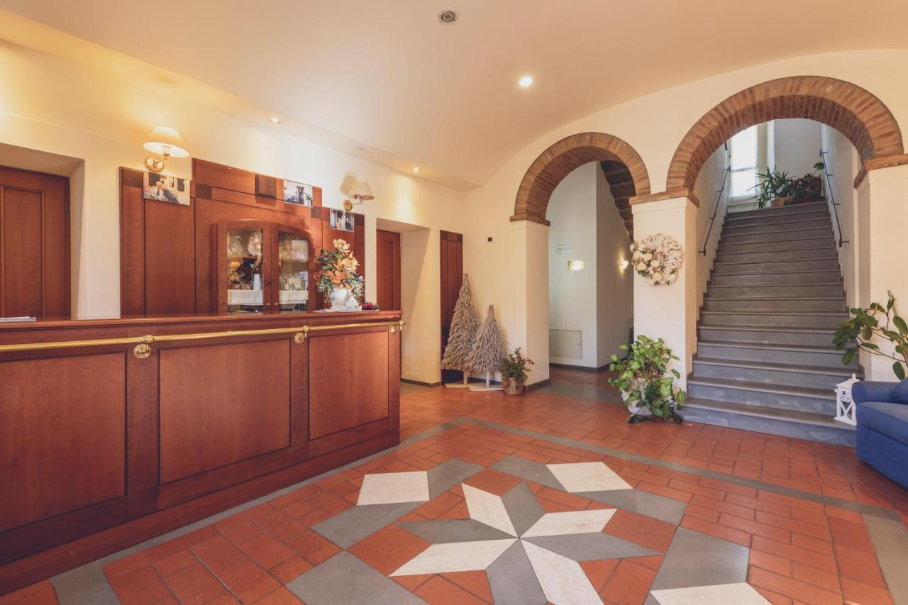 Albergo Ristorante Pasqui Rocca San Casciano 외부 사진