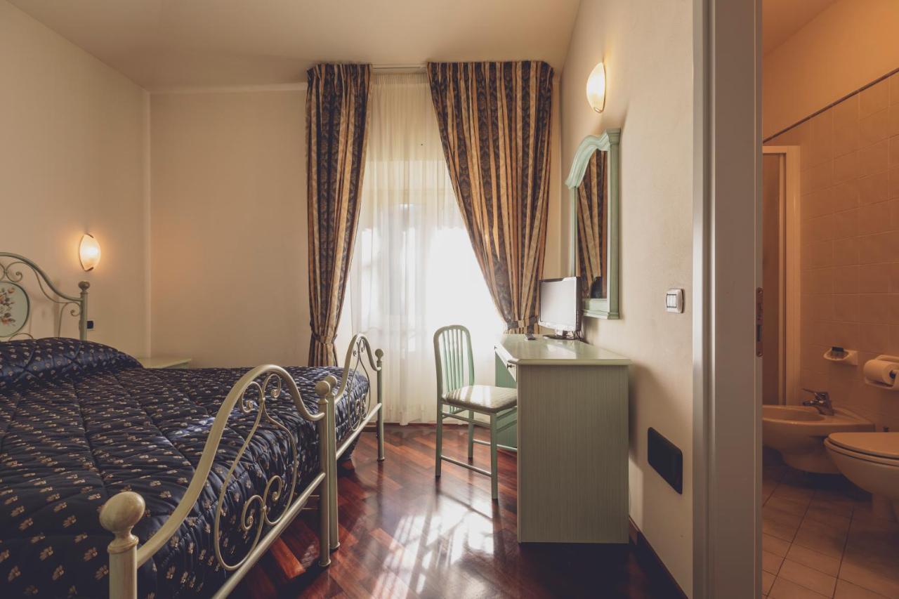 Albergo Ristorante Pasqui Rocca San Casciano 외부 사진